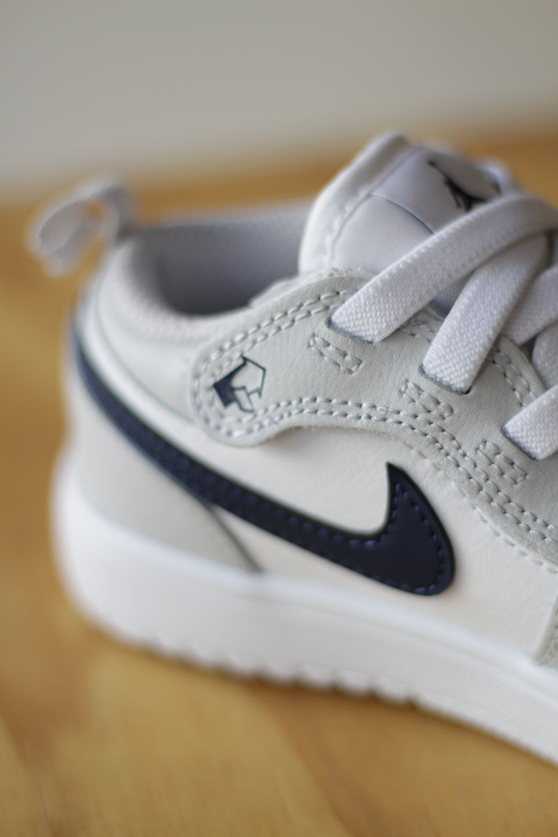 JORDAN 1 LOW ALT (PS) "WHITE/MIDNIGHT NAVY-NEUTRAL GREY"