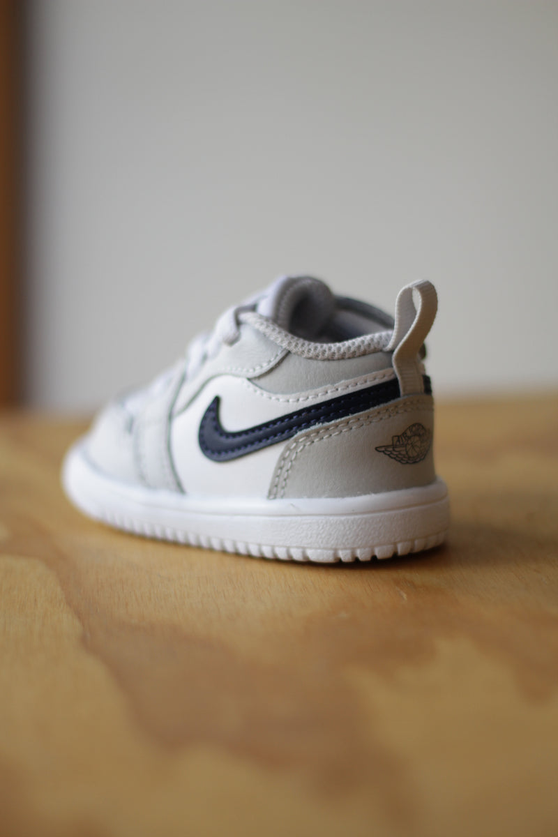 JORDAN 1 LOW ALT (TD) "WHITE/MIDNIGHT NAVY-NEUTRAL GREY"