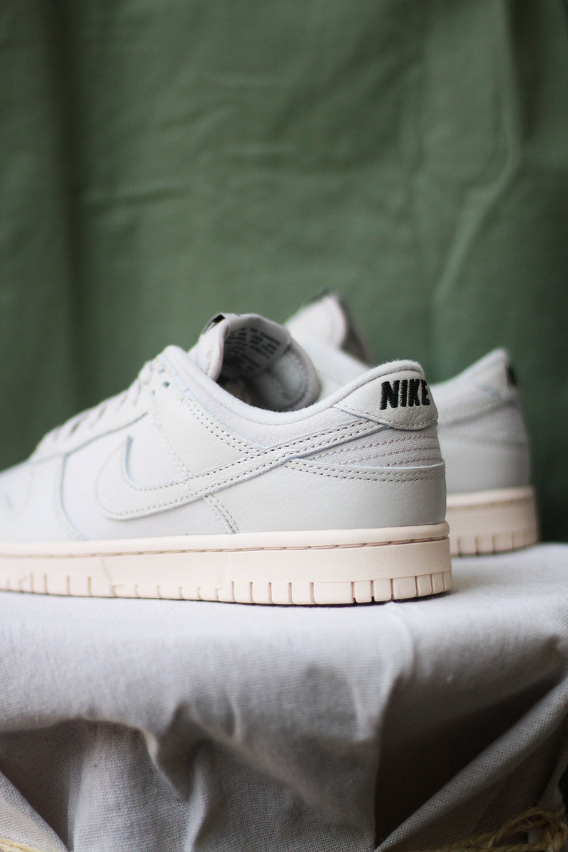 DUNK LOW RETRO PRM "LT OREWOOD"