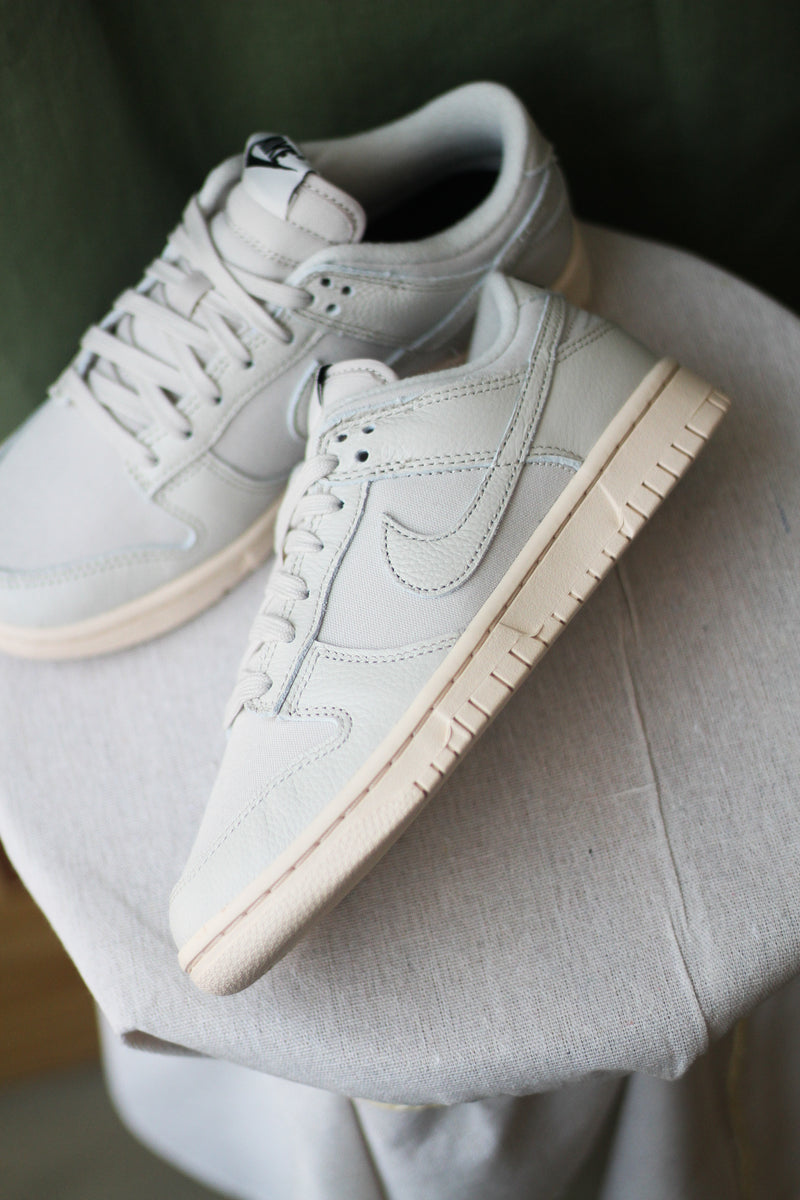 DUNK LOW RETRO PRM "LT OREWOOD"