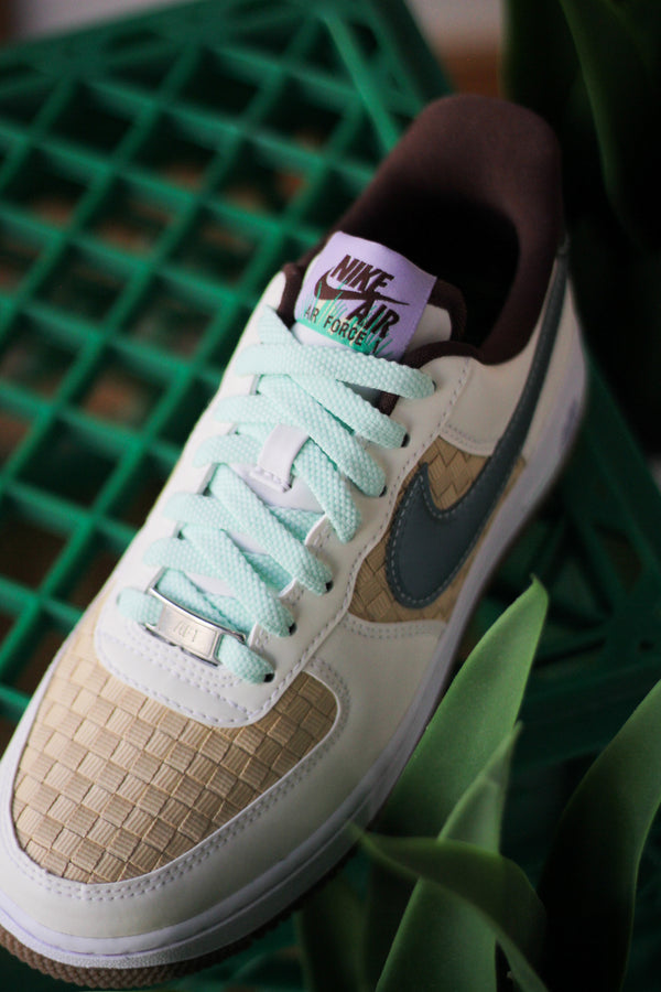 NIKE AIR FORCE 1 RETRO QS "SUMMIT WHITE/GLACIER BLUE-MINT FOAM"