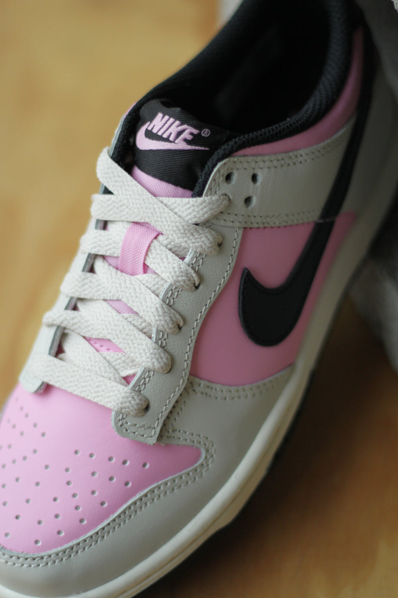 NIKE DUNK LOW (GS) " PINK RISE/BLACK-LT OREWOOD BRN"