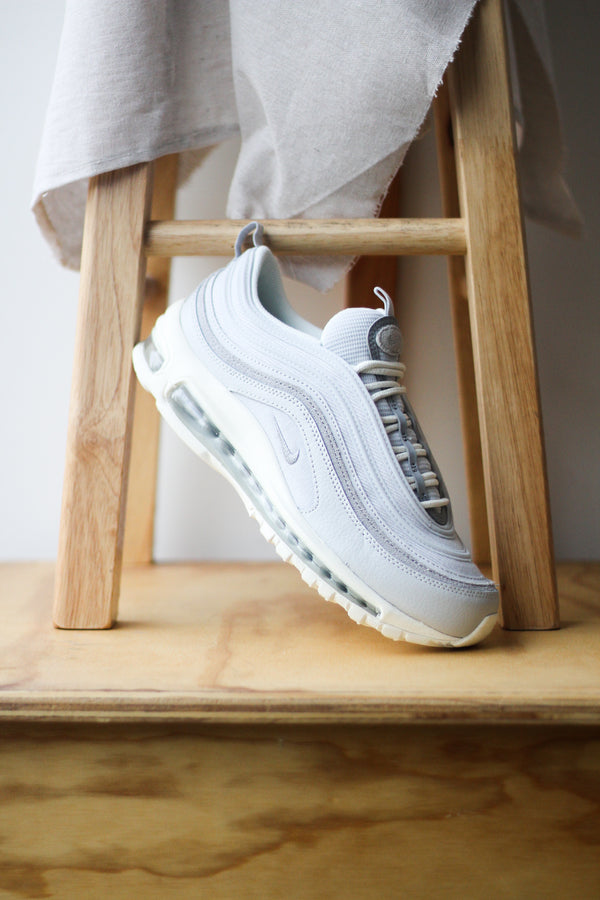 AIR MAX 97 "PURE PLATINUM"