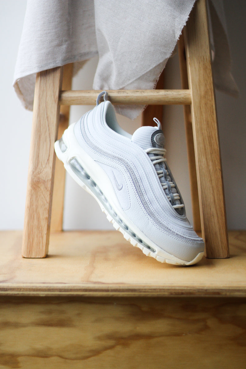 AIR MAX 97 "PURE PLATINUM"