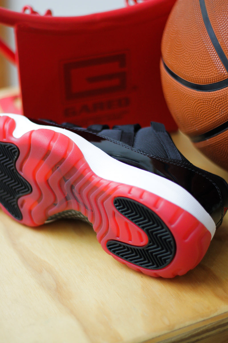AIR JORDAN 11 RETRO LOW "BLACK/VARSITY RED-WHITE"
