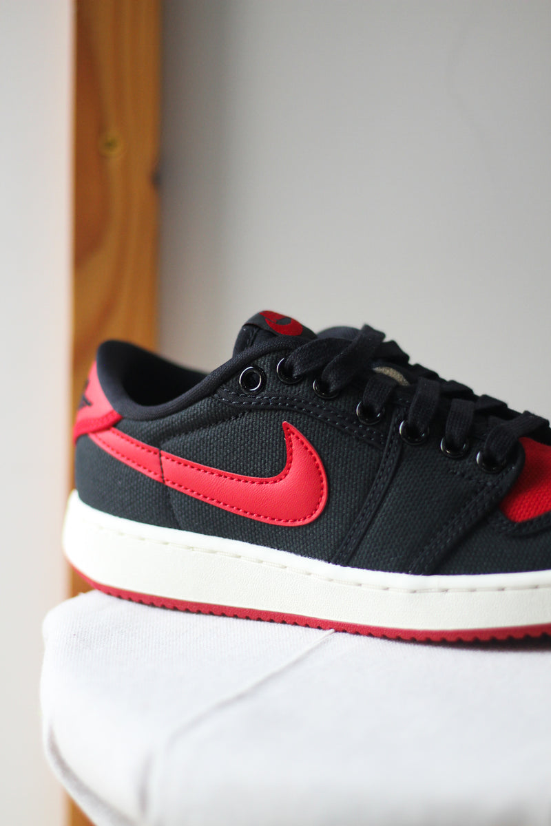 AJKO 1 LOW "VARSITY RED"