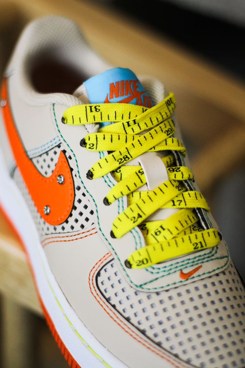 NIKE AIR FORCE 1 LE (GS) "SANDDRIFT/SAFETY ORANGE-PHANTOM"