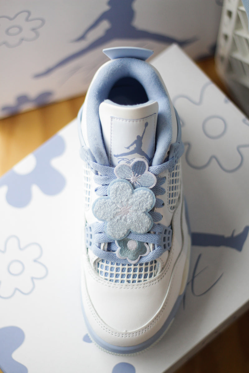 W AIR JORDAN 4 RETRO "WHITE/ALUMINUM-BLUE TINT-OIL GREEN"