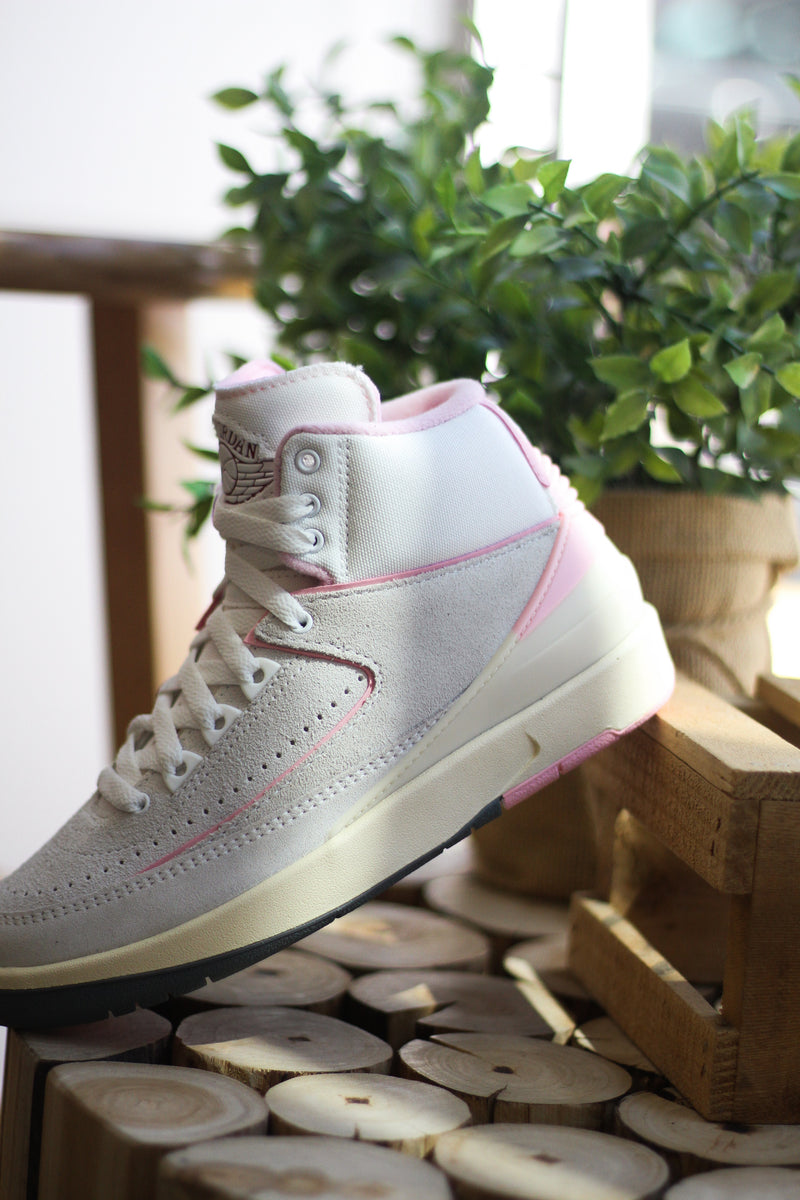 W AIR JORDAN 2 RETRO "SOFT PINK"