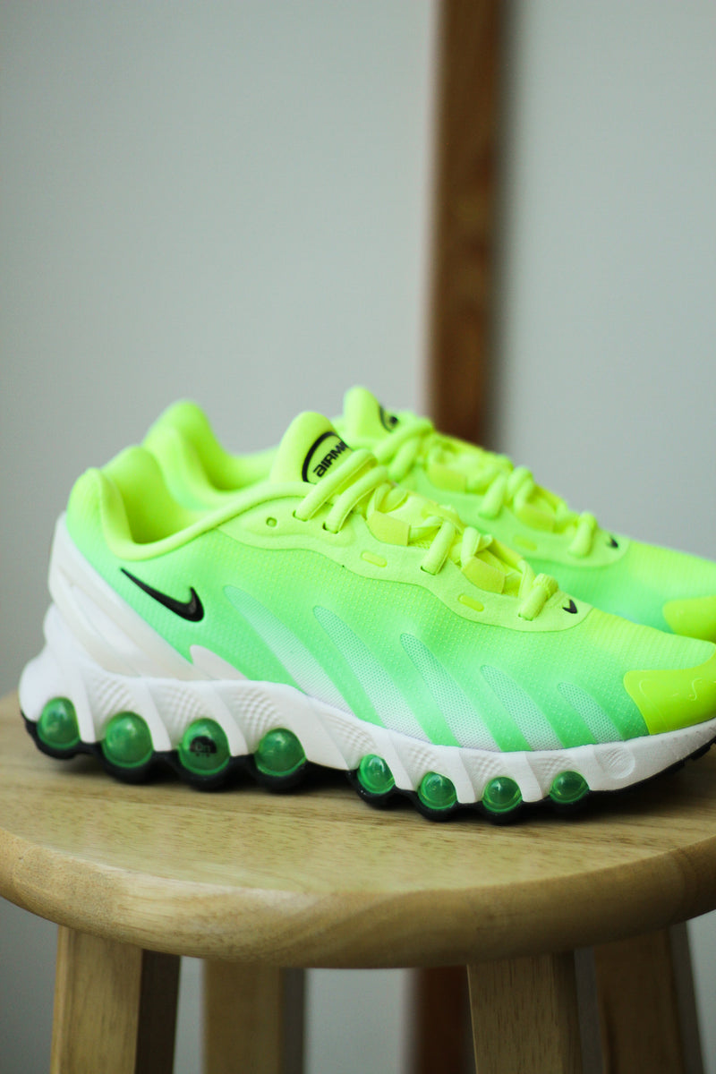 W NIKE AIR MAX DN8 "VOLT/BLACK-GREEN STRIKE-SUMMIT WHITE"
