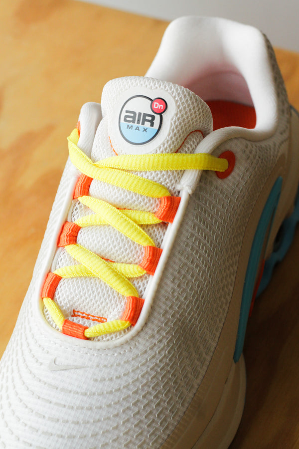 NIKE AIR MAX DN (GS) "PHANTOM/SAFETY ORANGE-SANDDRIFT"