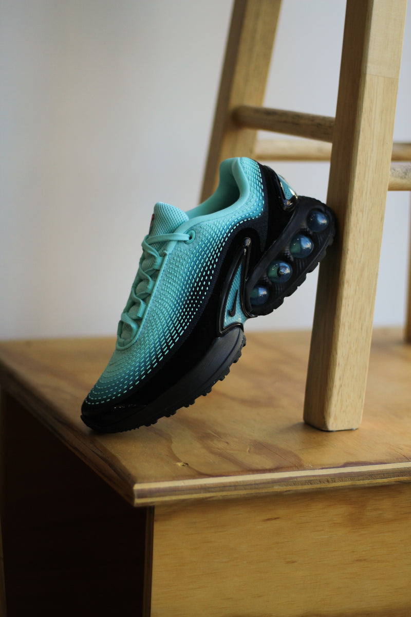 W NIKE AIR MAX DN "DUSTY CACTUS/BLACK-LIGHT AQUA"