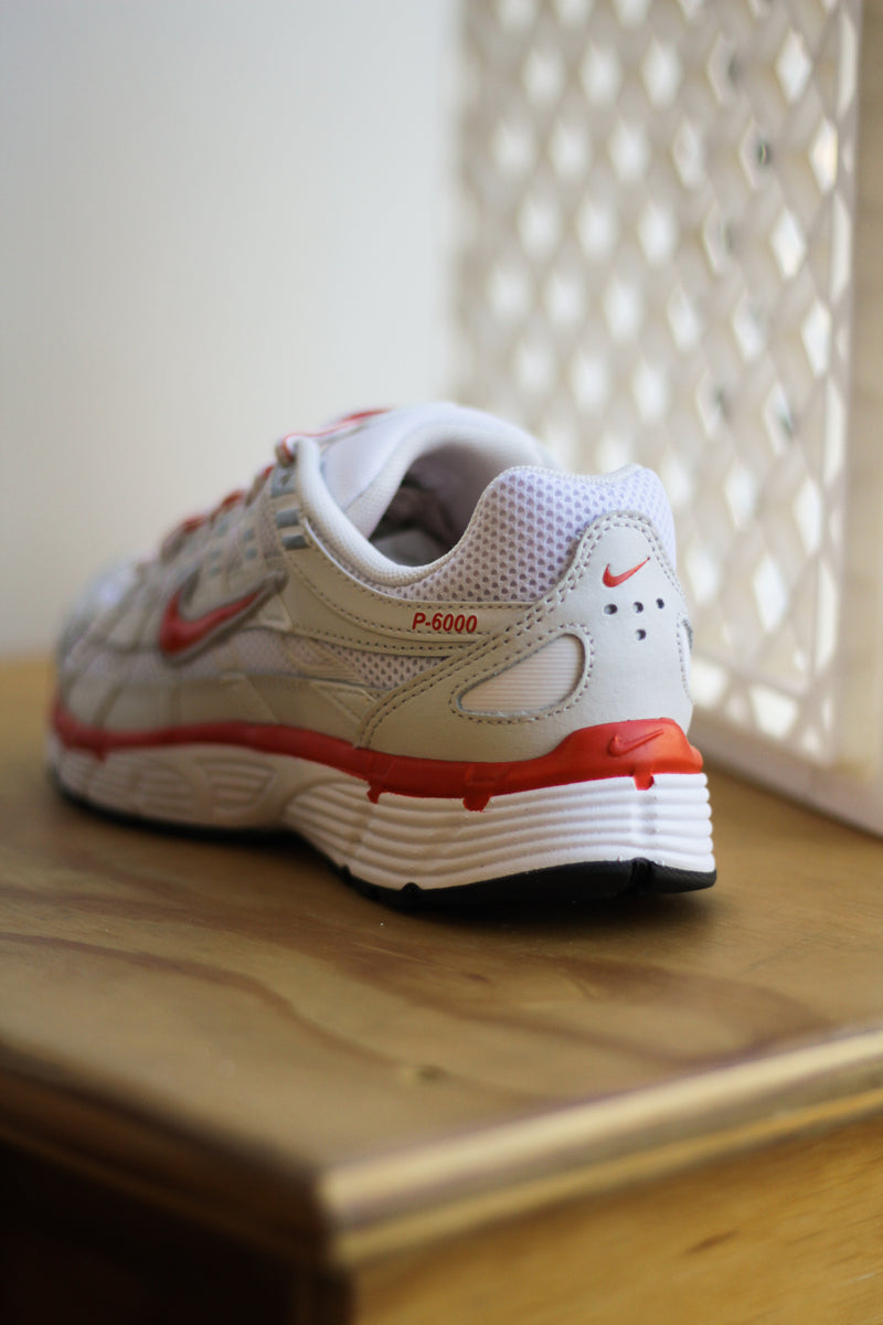 W NIKE P-6000 " WHITE/PICANTE RED-PLATINUM TINT-BLACK"