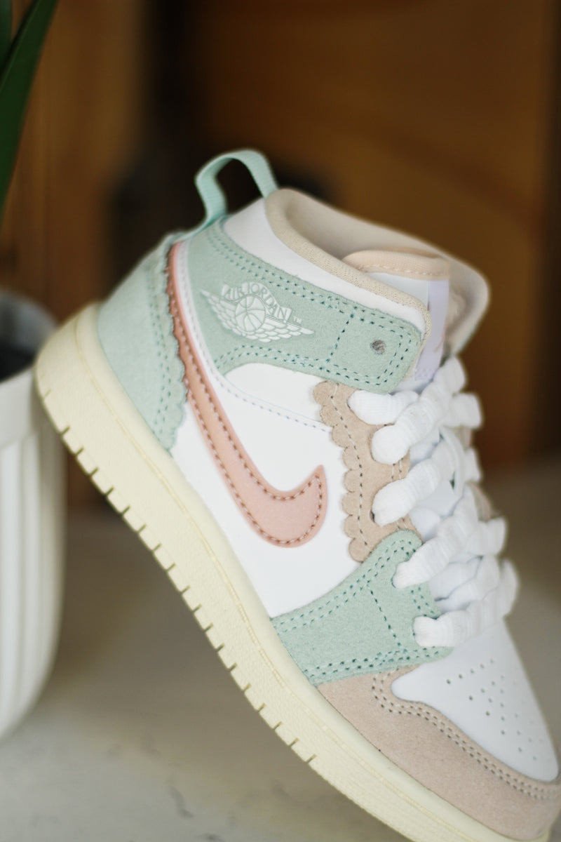 JORDAN 1 MID SE (PS) "PINK OXFORD"