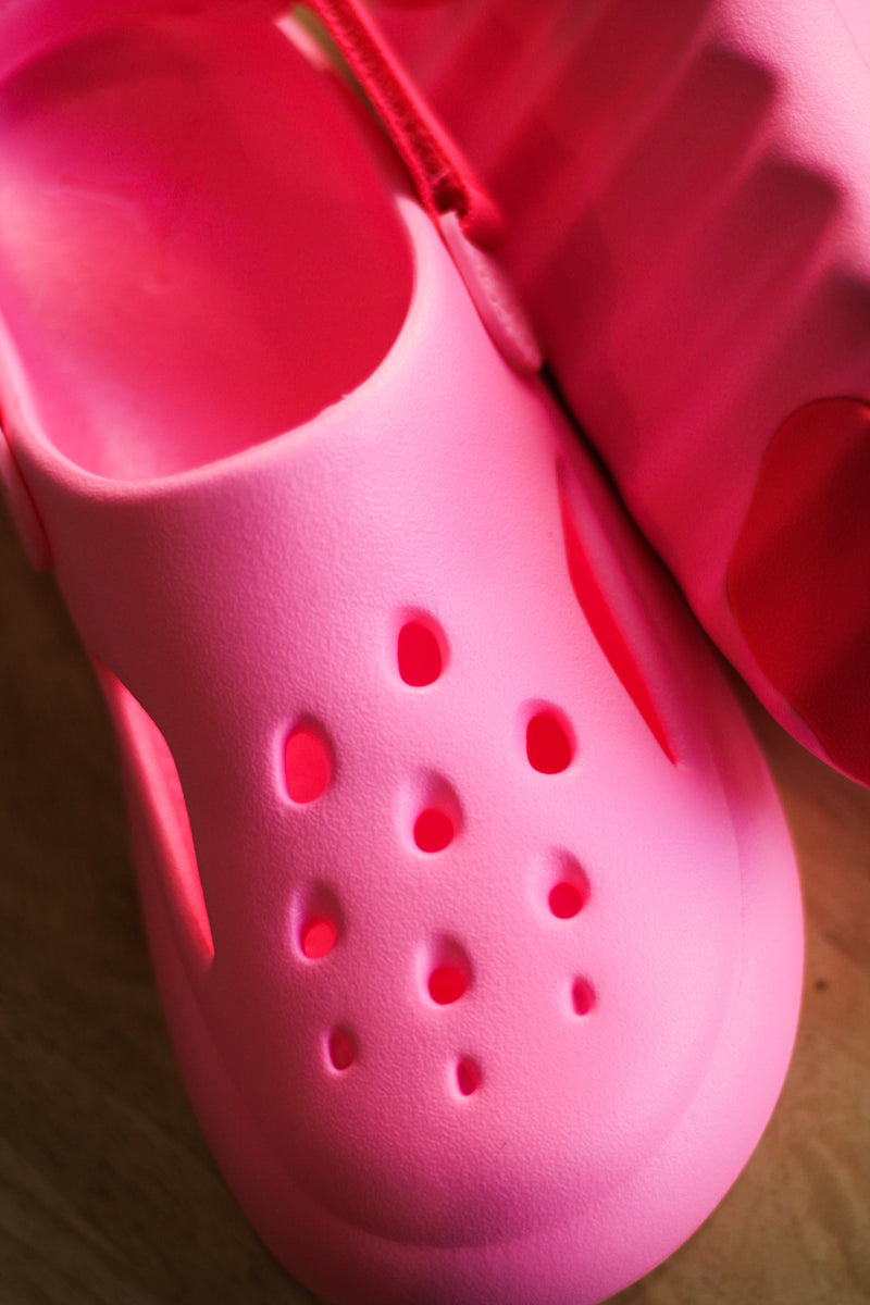 JORDAN HYDRIP "DIGITAL PINK/RACER PINK"