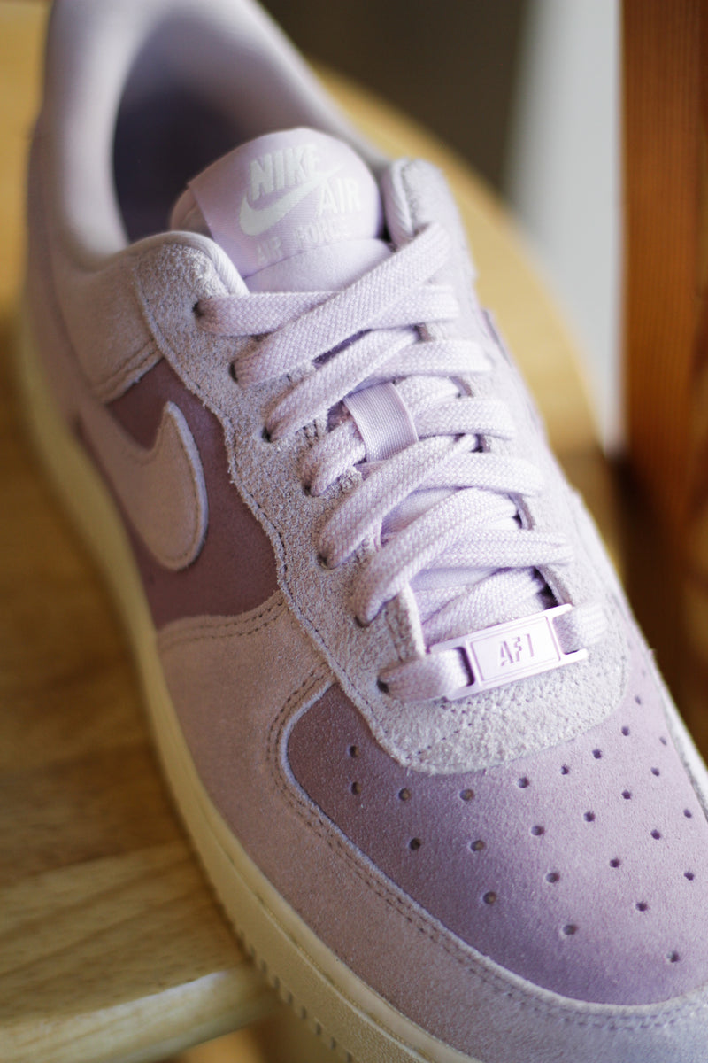 W NIKE AIR FORCE 1 '07 "DOLL/DOLL-SAIL"