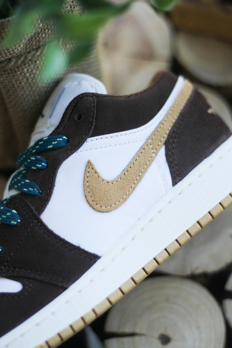 AIR JORDAN 1 LOW SE (GS) "CACAO WOW"