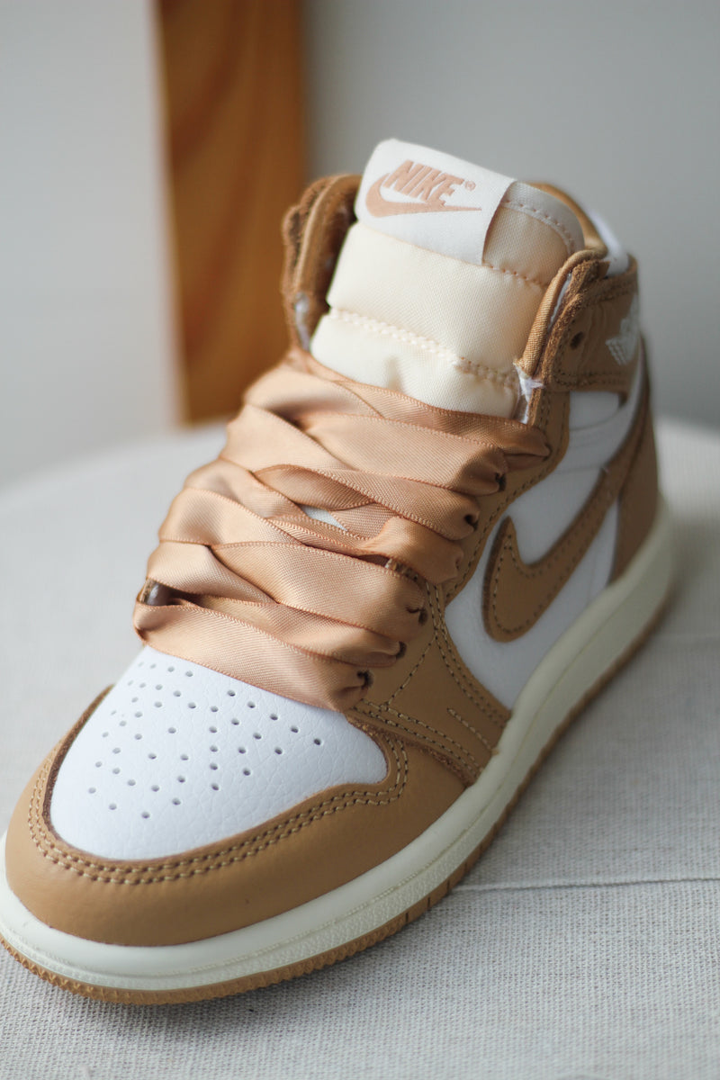 JORDAN 1 RETRO HIGH OG (PS) "PRALINE"