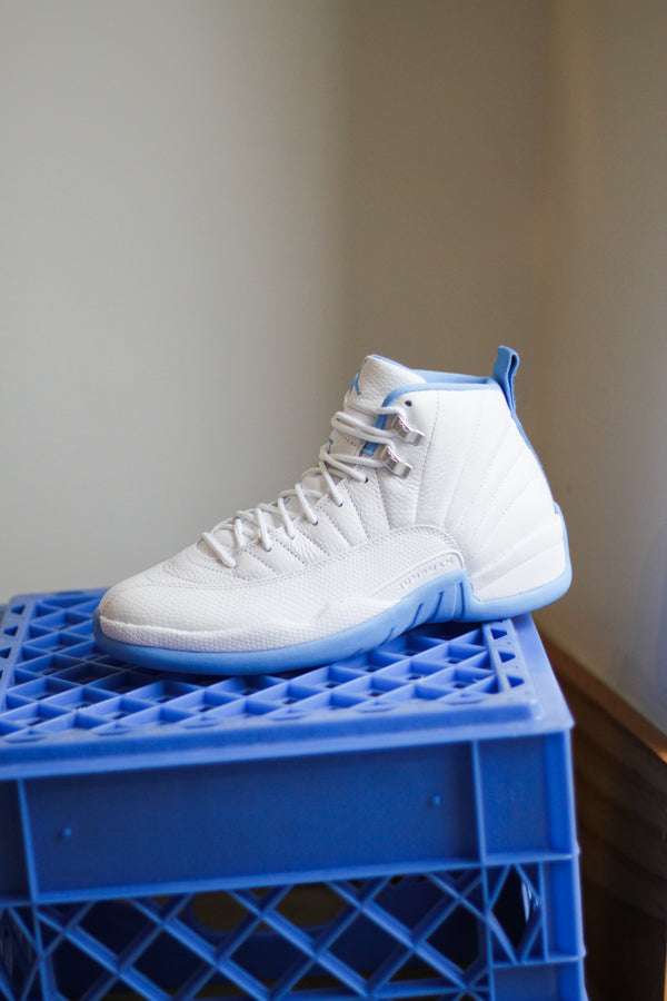 AIR JORDAN 12 RETRO "WHITE/UNIVERSITY BLUE-METALLIC SILVER"