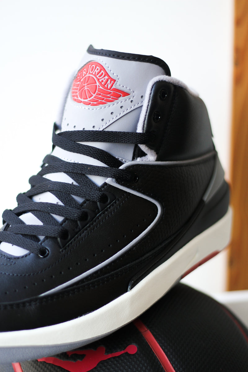 AIR JORDAN 2 RETRO "BLACK CEMENT"