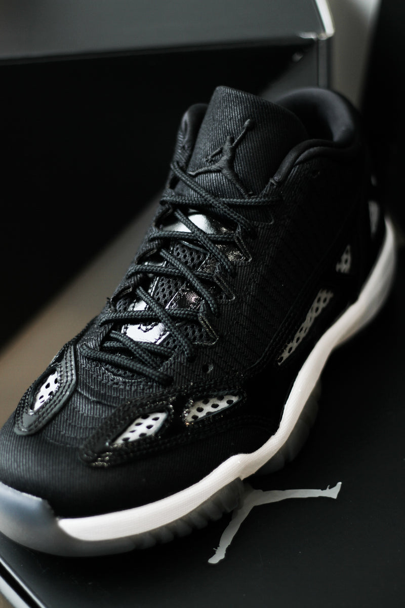 AIR JORDAN 11 RETRO LOW IE "BLACK"