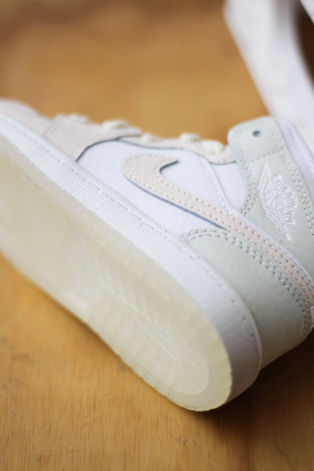 AIR JORDAN 1 MID SE (PS) 