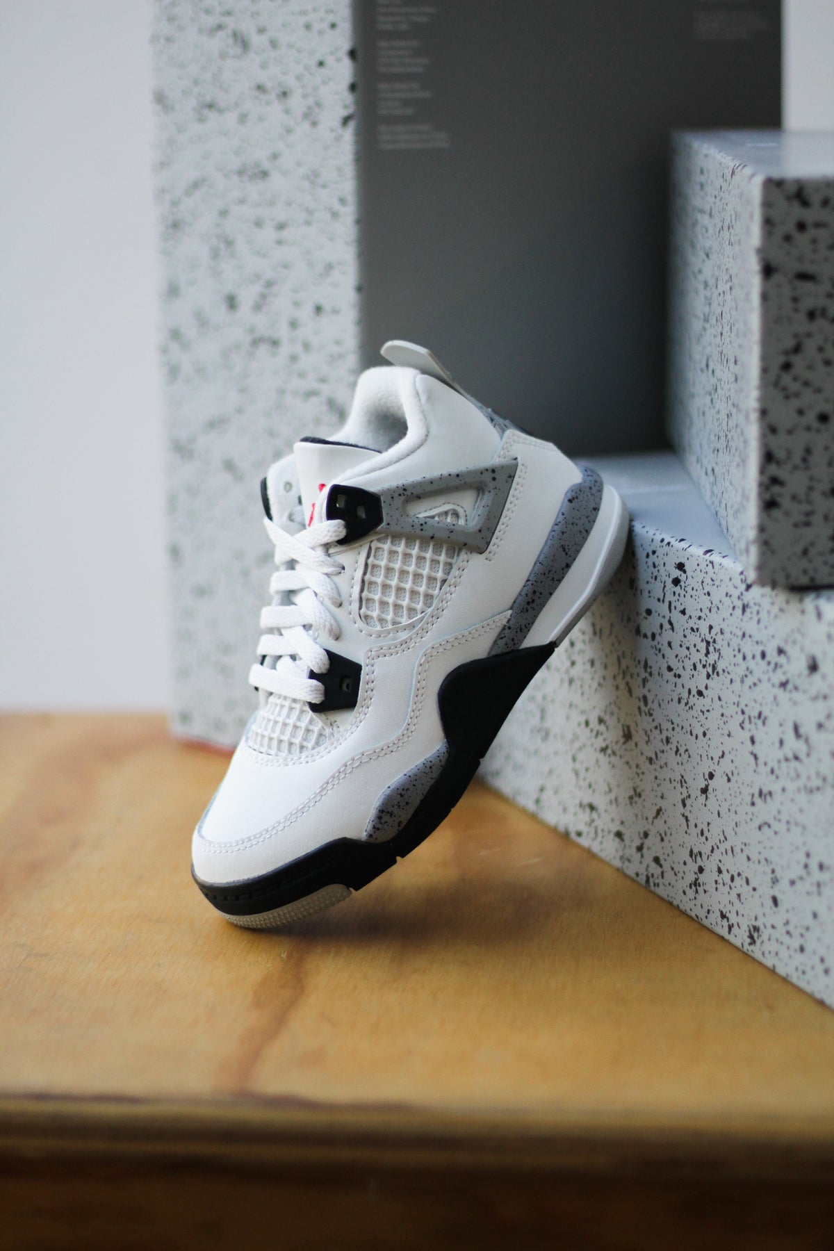 Retro White White Black And Grey Jordans JORDAN RETRO (PS)