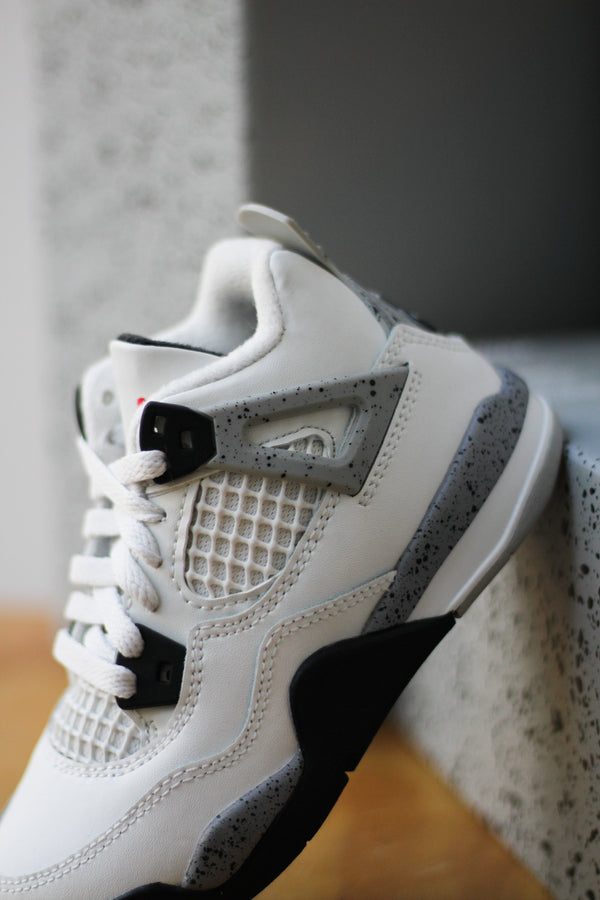 JORDAN 4 RETRO (PS) "SUMMIT WHITE/FIRE RED-CEMENT GREY-BLACK"