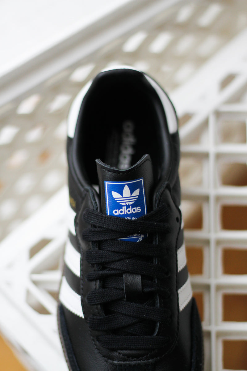 W ADIDAS SAMBA OG "CORE BLACK/CLOUD WHITE/GUM" Sneaker Room W ADIDAS SAMBA OG "CORE BLACK/CLOUD WHITE/GUM" Sneaker Room