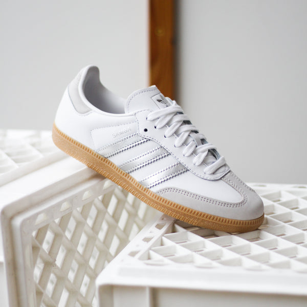 ラスト1点✨ adidas SAMBA OG 23cm クリームホワイト Adidas Women's Samba OG women's Shoes Cream White Wonder