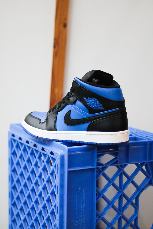 AIR JORDAN 1 MID "ROYAL BLUE"