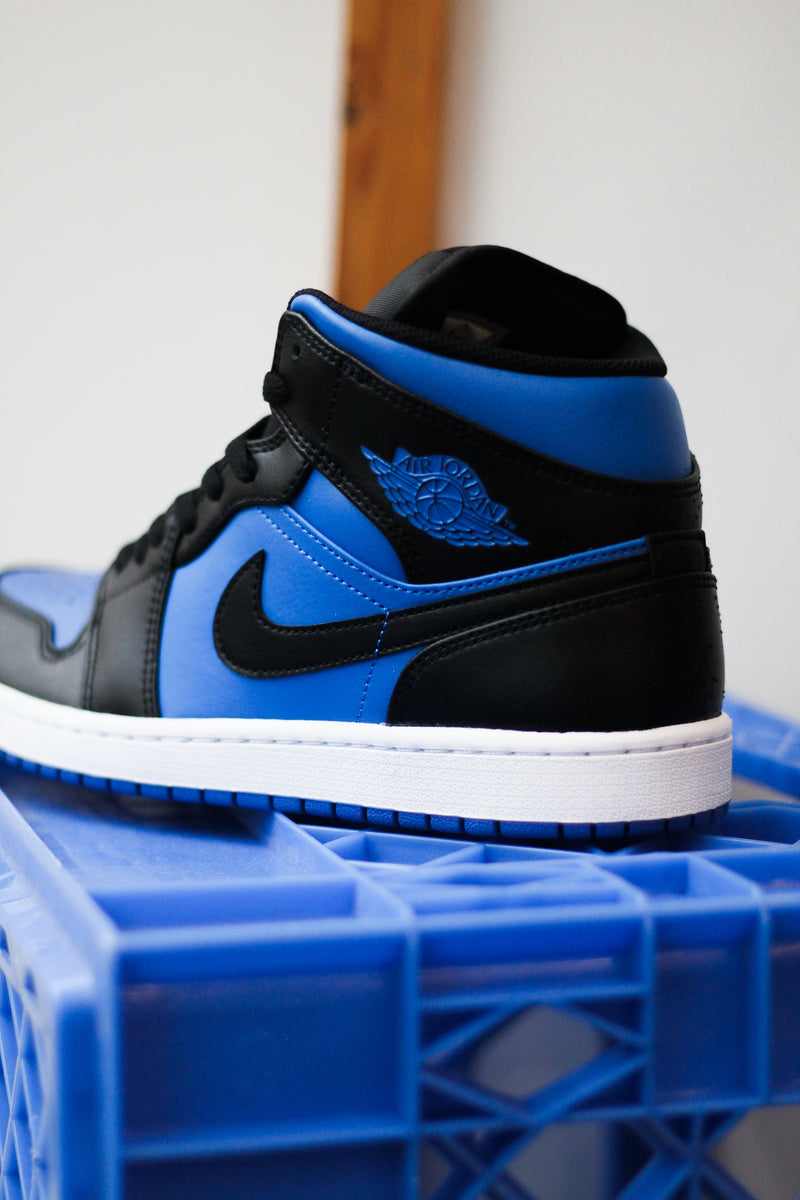 AIR JORDAN 1 MID "ROYAL BLUE"