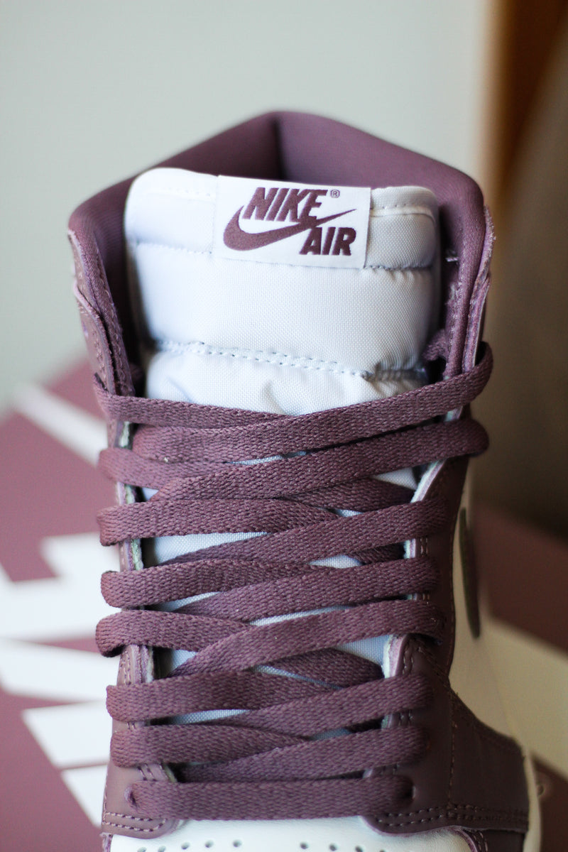 AIR JORDAN 1 RETRO HIGH OG "MAUVE"