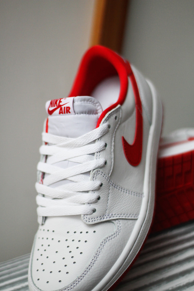 AIR JORDAN 1 LOW OG "UNIVERSITY RED"