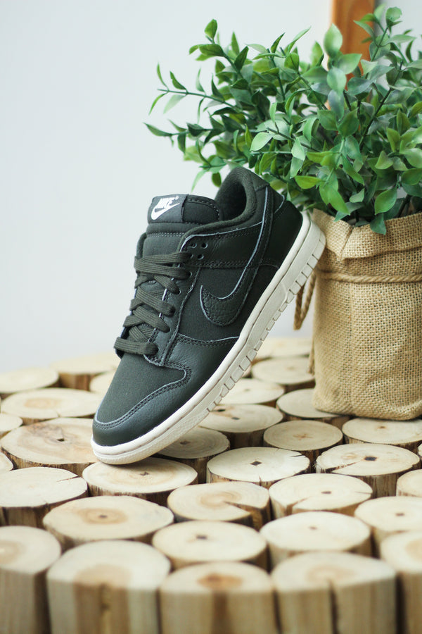 DUNK LOW RETRO PRM "SEQUOIA"
