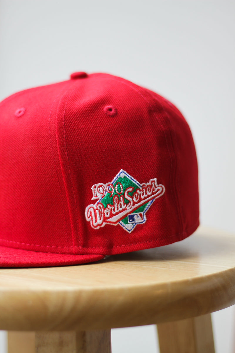 1990 CINCINNATI REDS RED FITTED W/ GREY UNDER VISOR