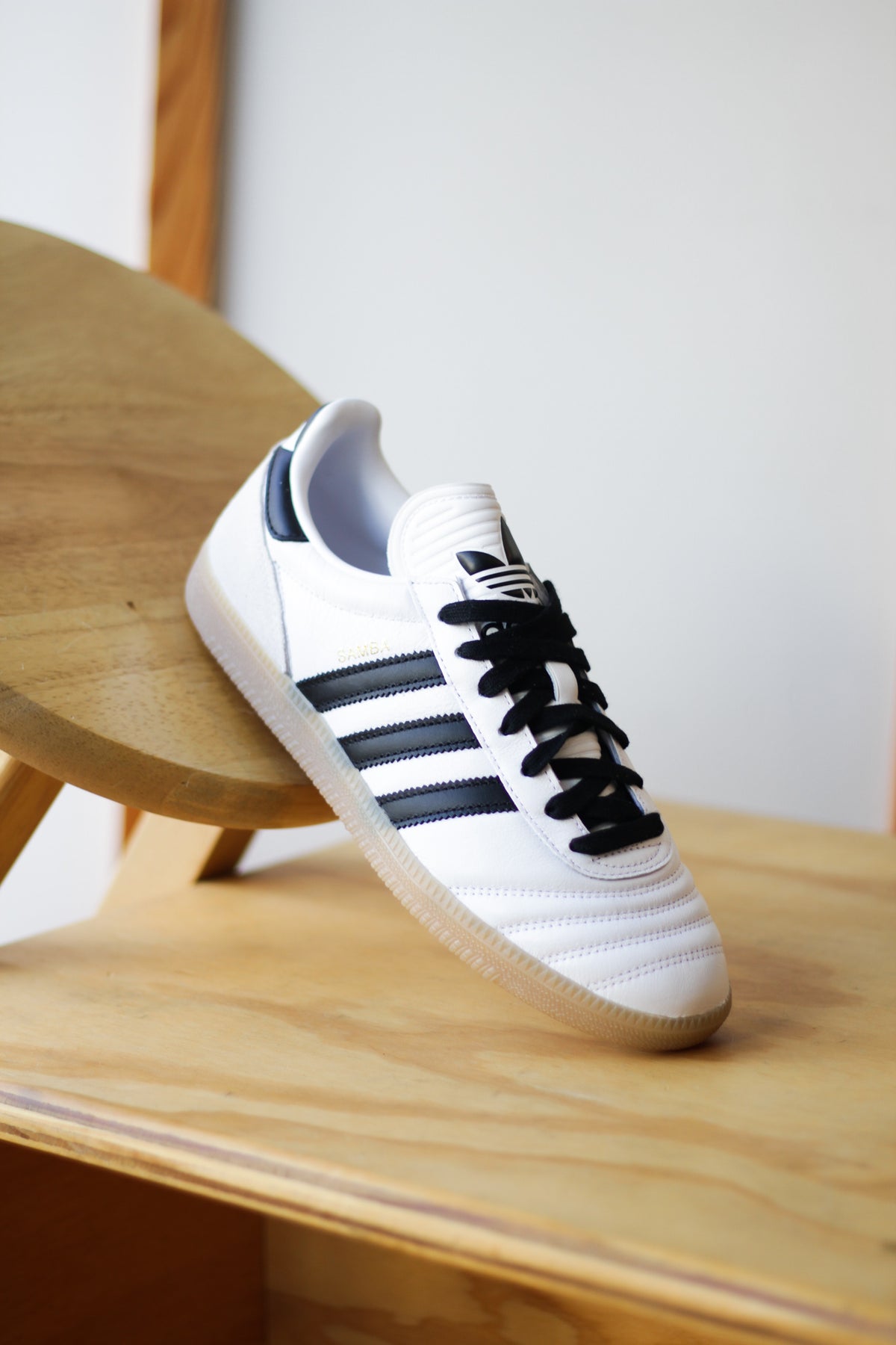 ADIDAS SAMBA JP "CLOUD WHITE/CORE BLACK" ADIDAS SAMBA JP "CLOUD WHITE/CORE BLACK"