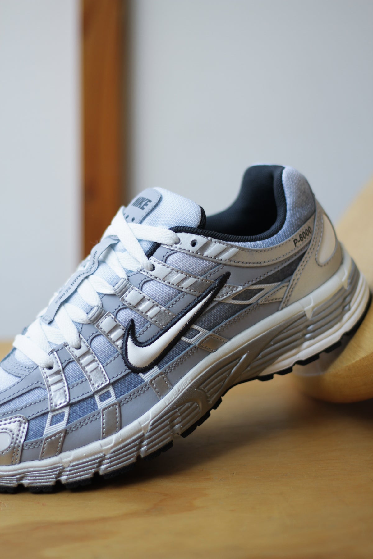 NIKE P-6000 