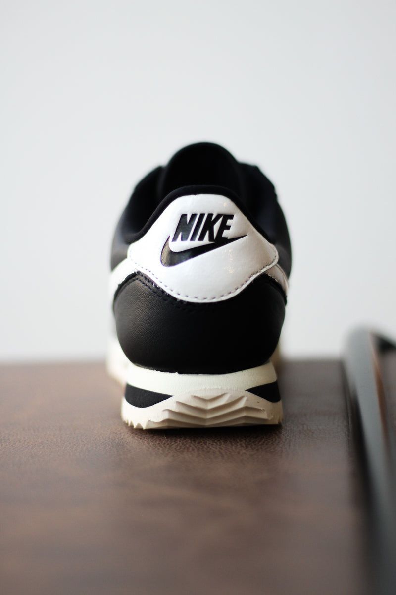W CORTEZ 23 PRM "BLACK"
