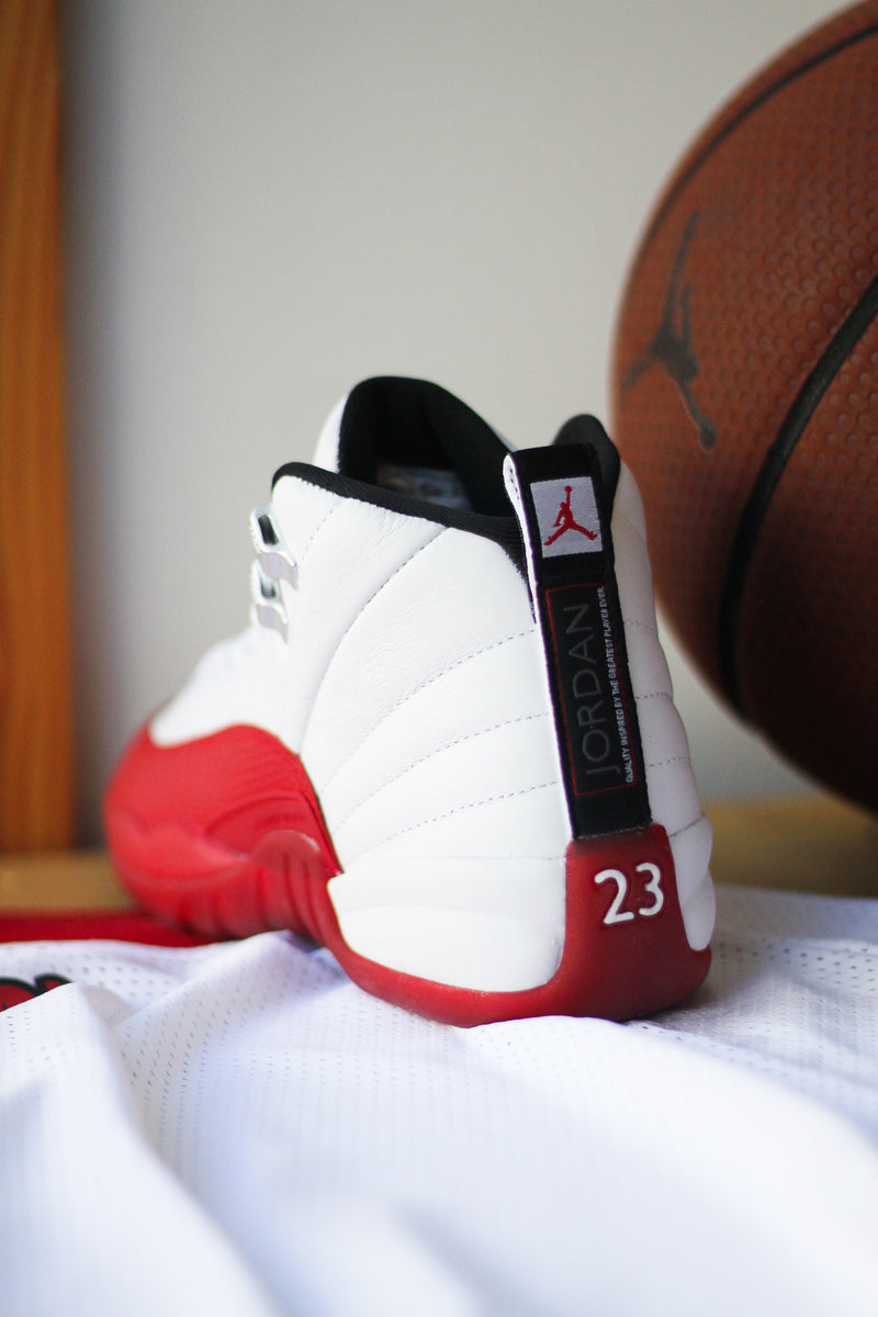 AIR JORDAN 12 RETRO (GS) "VARSITY RED"