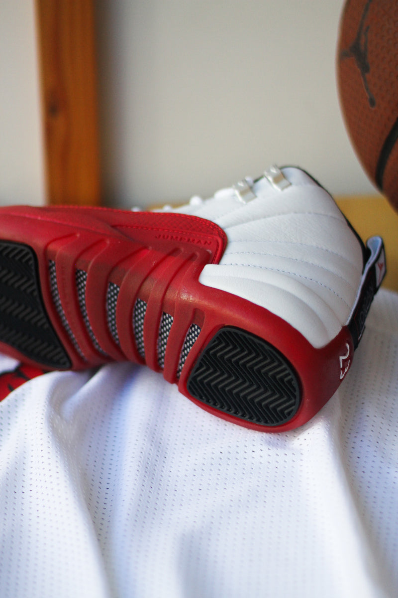 AIR JORDAN 12 RETRO (GS) "VARSITY RED"