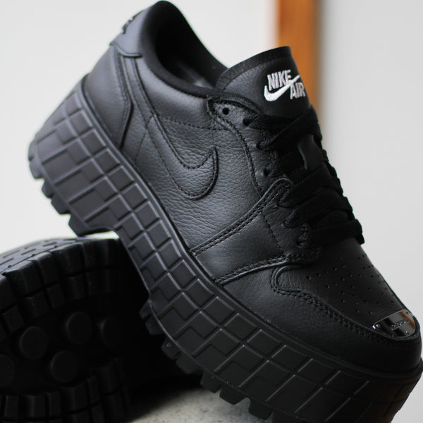 靴 Nike Air Jordan 1 Brooklyn Low Black Air Jordan 1 Brooklyn Low Black HF3184-001