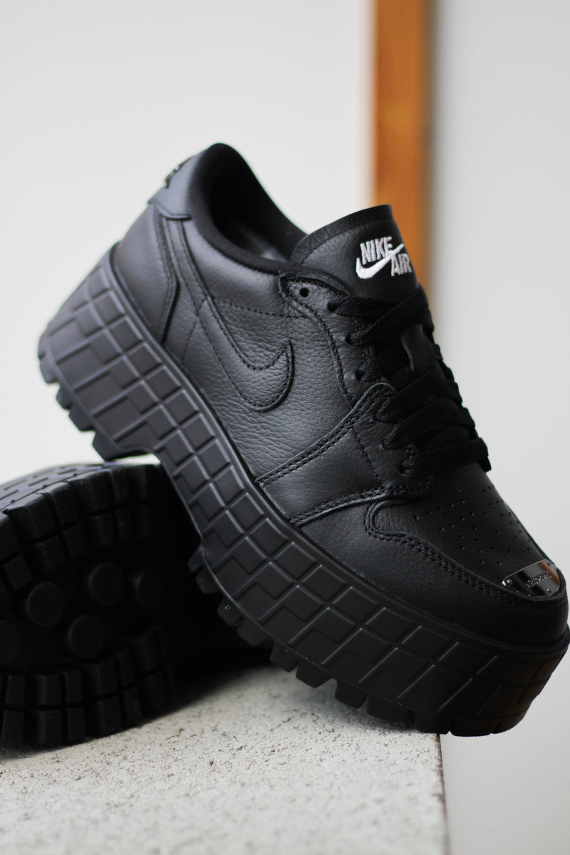 Air Jordan 1 Brooklyn Low Women's Shoes. Nike IL