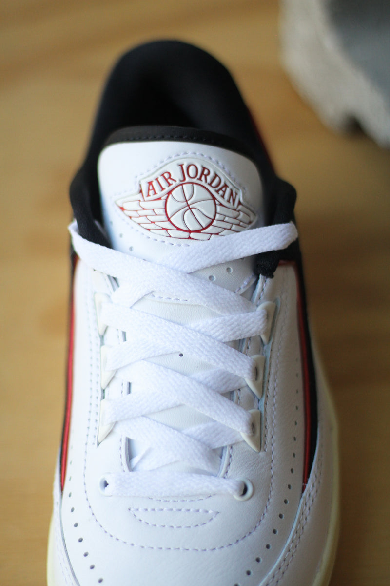 W AIR JORDAN 2 RETRO LOW "UNIVERSITY RED"