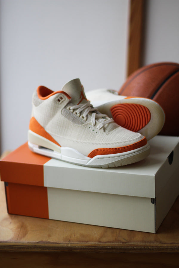 W AIR JORDAN 3 RETRO "FOSSIL/STARFISH-SAIL"