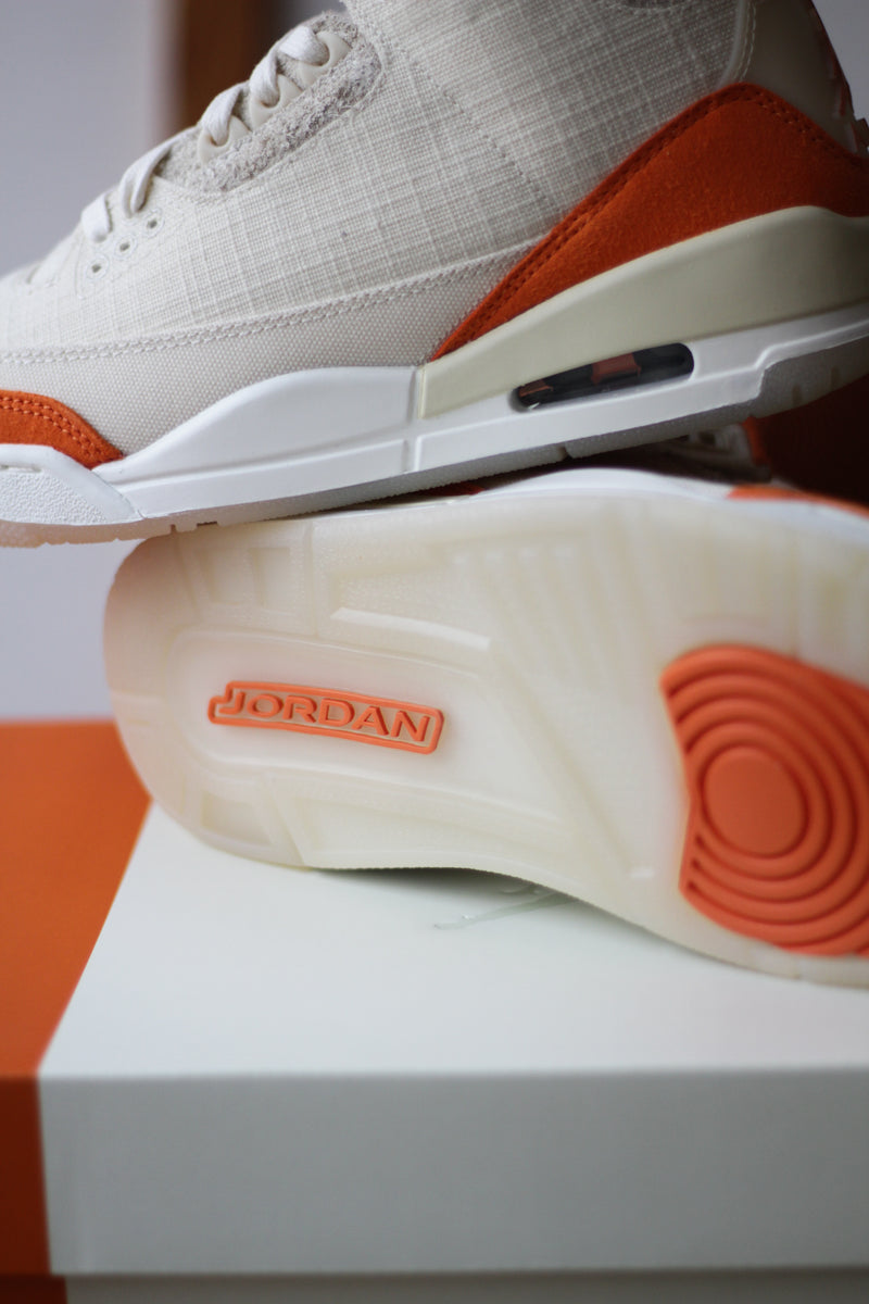 W AIR JORDAN 3 RETRO "FOSSIL/STARFISH-SAIL"
