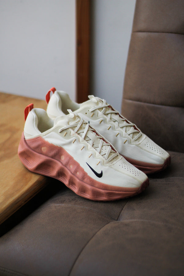 NIKE AVA ROVER "FOSSIL/BLACK-COSMIC CLAY-CANYON RUST"