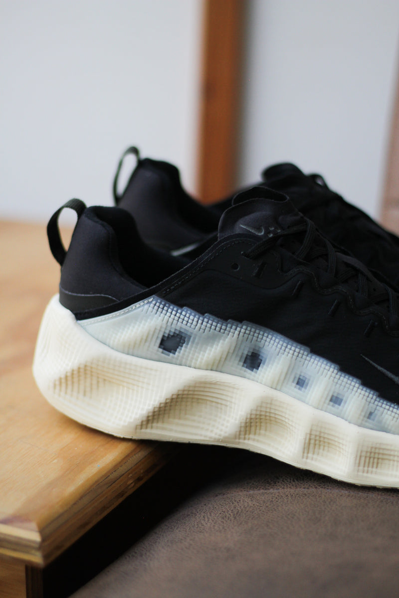 NIKE AVA ROVER "BLACK/ANTHRACITE-BLACK-SEQUOIA"