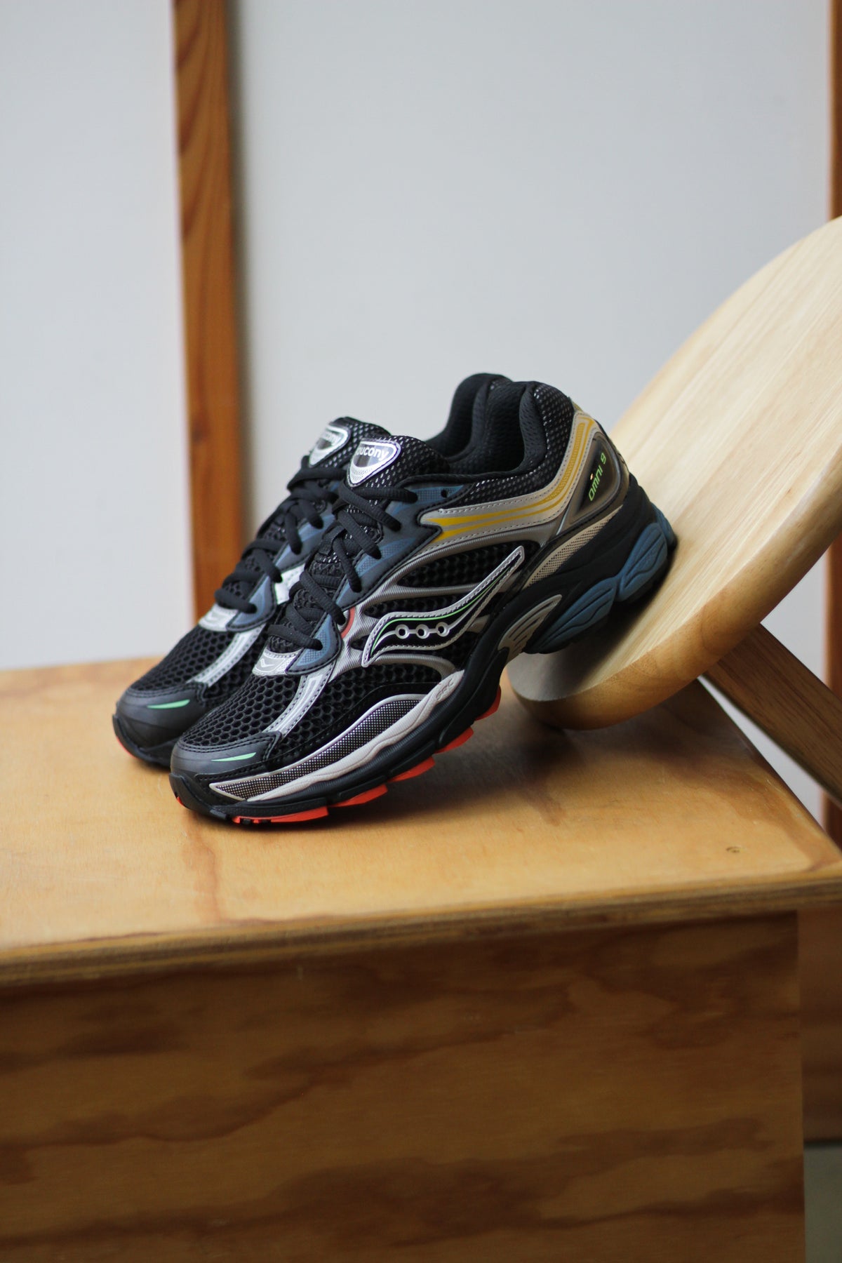 SAUCONY PROGRID OMNI 9 SAUCONY PROGRID OMNI 9