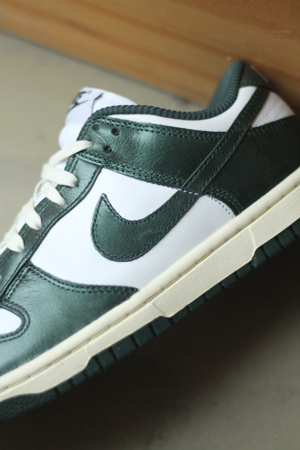 W DUNK LOW "PRO GREEN"